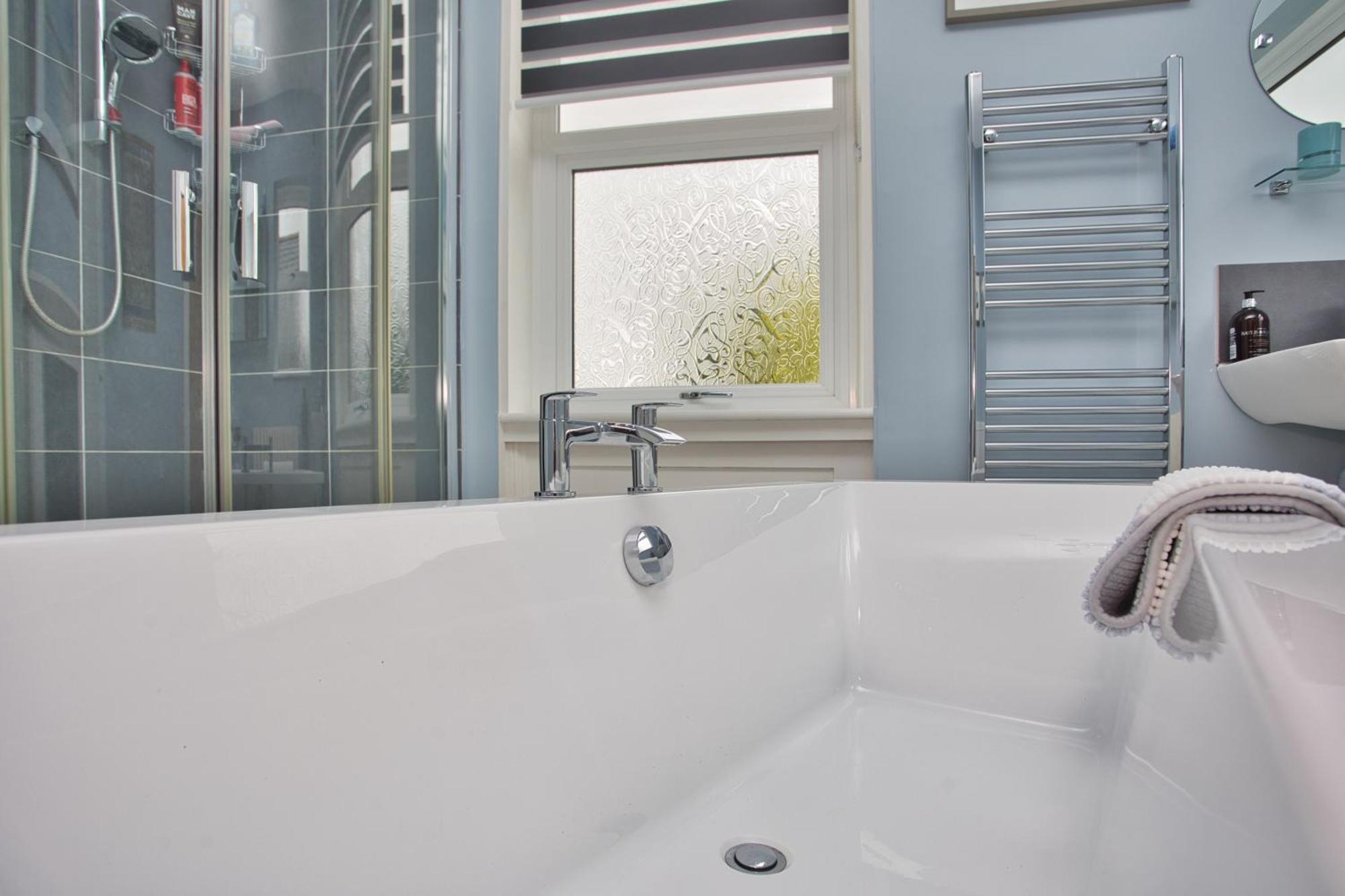 Spacious Seaside Escape In The Heart Of Deal, 4 Mins From The Beach Zewnętrze zdjęcie