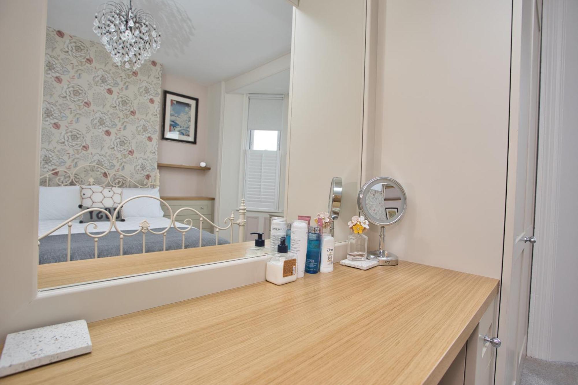 Spacious Seaside Escape In The Heart Of Deal, 4 Mins From The Beach Zewnętrze zdjęcie
