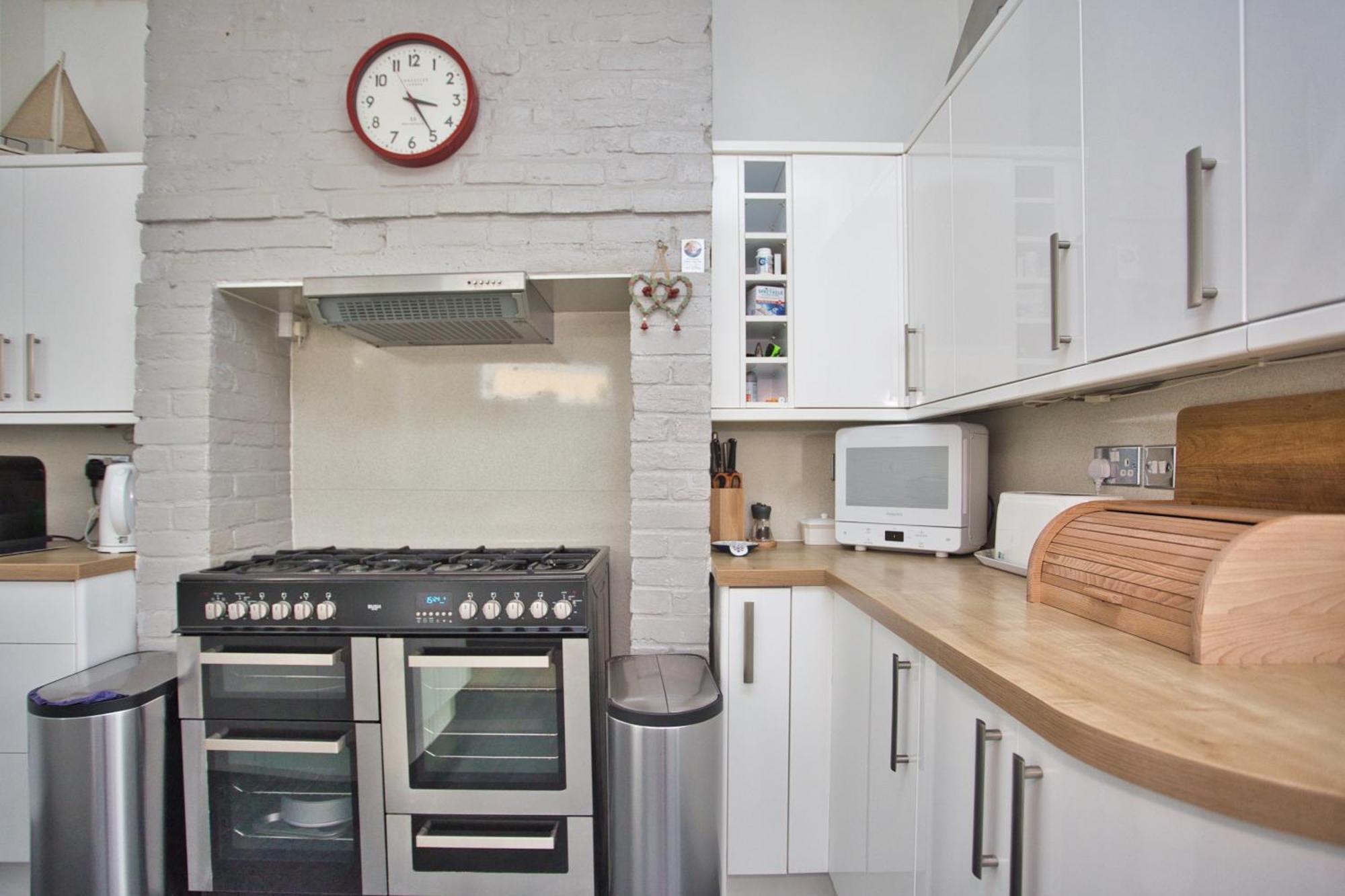 Spacious Seaside Escape In The Heart Of Deal, 4 Mins From The Beach Zewnętrze zdjęcie